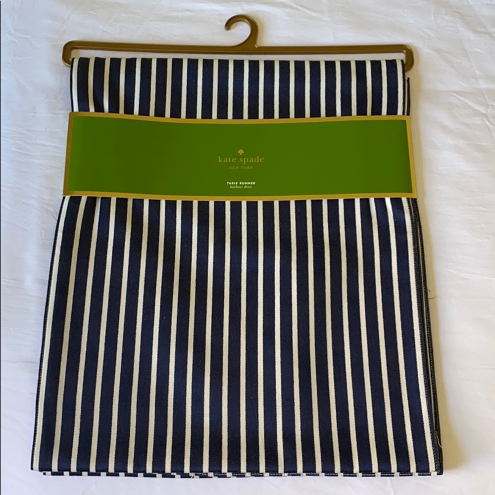 NWT Kate Spade Navy & White Table Runner
